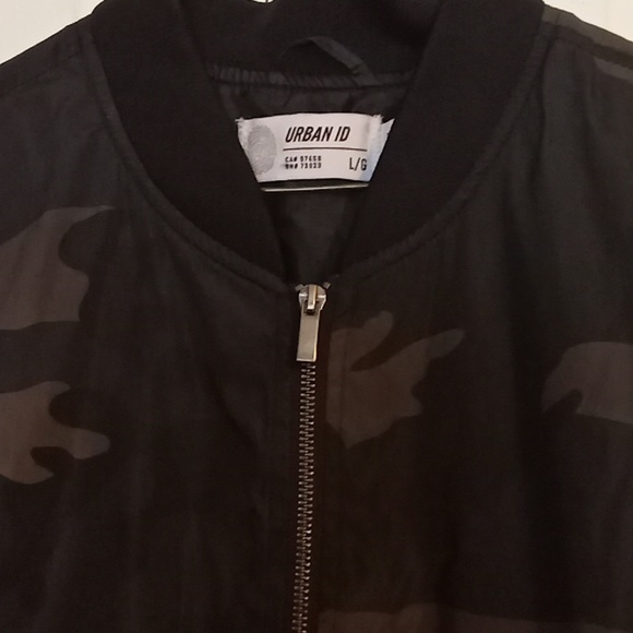 Bomber style camouflage jacket - Picture 3 of 7